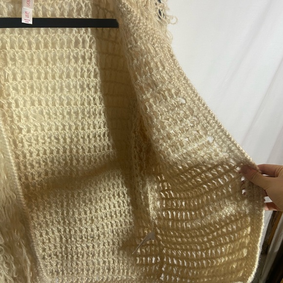 Xhilaration Oversized Beige Cream fuzzy open weave boho cardigan - Picture 8 of 11